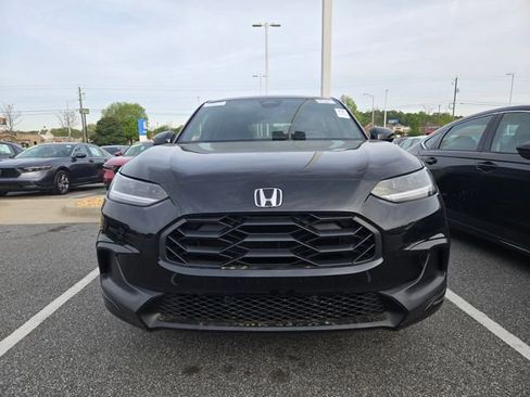 Used 2026 Honda HR-V Sport image 2