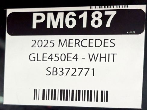 Used 2025 Mercedes-Benz GLE 450e 4MATIC image 39