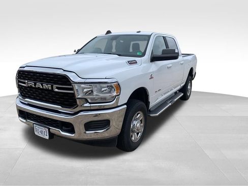 Used 2022 RAM 2500 Big Horn AWD/4WD image 3