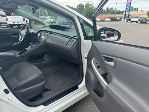 Used 2010 Toyota Prius Five FWD image 15