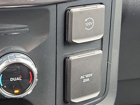 Used 2022 Ford F150 XLT w/ Equipment Group 302A High AWD/4WD image 25