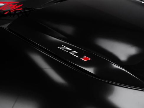 Used 2023 Chevrolet Camaro ZL1 RWD image 9