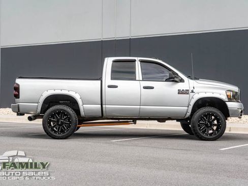Used 2008 Dodge Ram 2500 Truck SLT w/ Trailer Tow Group AWD/4WD image 12