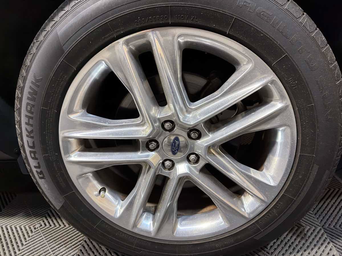 Used 2017 Ford Explorer Limited FWD image 34