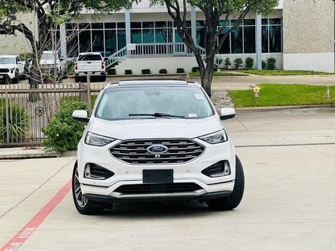 Used 2019 Ford Edge Titanium w/ Equipment Group 301A image 2