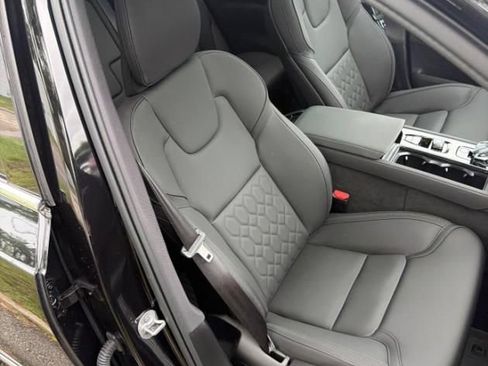 Used 2026 Volvo XC90 B6 Plus AWD/4WD image 7