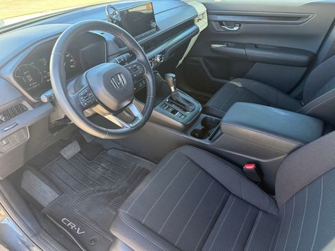 Used 2025 Honda CR-V Sport image 12