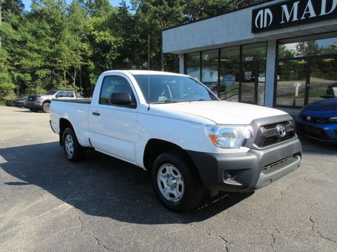 Used 2012 Toyota Tacoma 2WD Regular Cab image 3