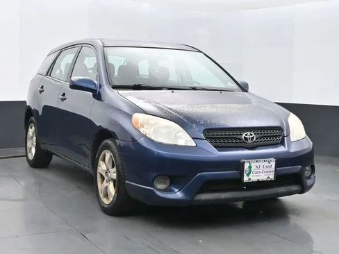 Used 2005 Toyota Matrix XR w/ Extra Value Pkg 2 image 2