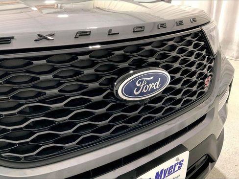 Used 2023 Ford Explorer ST w/ Equipment Group 401A image 30