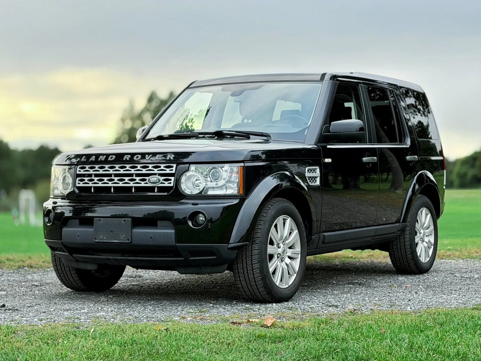 Used 2013 Land Rover LR4 HSE AWD/4WD image 9
