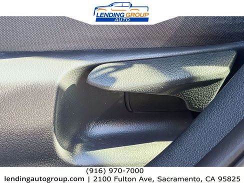 Used 2017 Toyota Prius Two w/ Prius Two Safety Plus Package FWD image 20