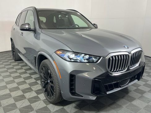New 2026 BMW X5 sDrive40i w/ M Sport Package image 3
