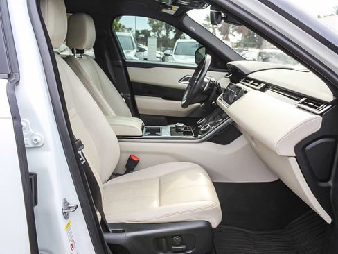 Used 2020 Land Rover Range Rover Velar R-Dynamic S image 16