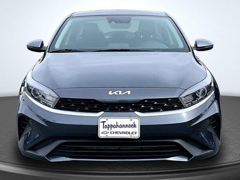 Used 2023 Kia Forte LXS w/ LXS Technology Package image 2