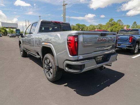New 2025 GMC Sierra 2500 Denali w/ Denali Reserve Package image 7