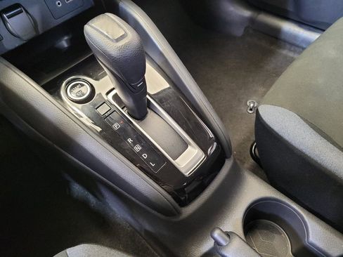 Used 2025 Nissan Versa SV FWD image 26