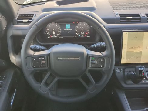New 2026 Land Rover Defender 130 X-Dynamic SE AWD/4WD image 25