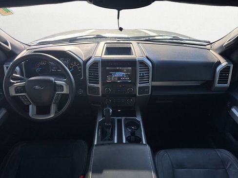 Used 2015 Ford F150 Lariat image 11