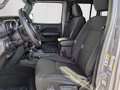 Used 2018 Jeep Wrangler Unlimited Sport S AWD/4WD image 15