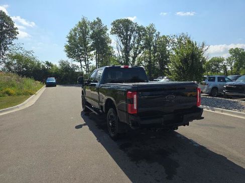 Certified 2025 Ford F250 Lariat w/ Black Appearance Package AWD/4WD image 5