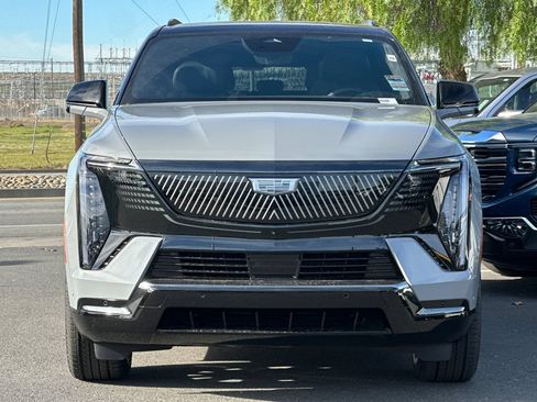 New 2026 Cadillac Escalade IQL Sport 1 AWD/4WD image 9
