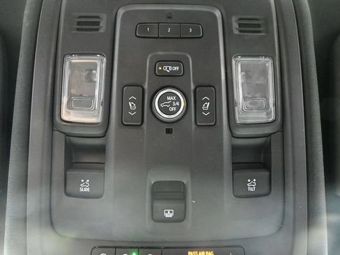 Used 2021 Cadillac Escalade ESV Sport w/ Heavy-Duty Trailer Package AWD/4WD image 38