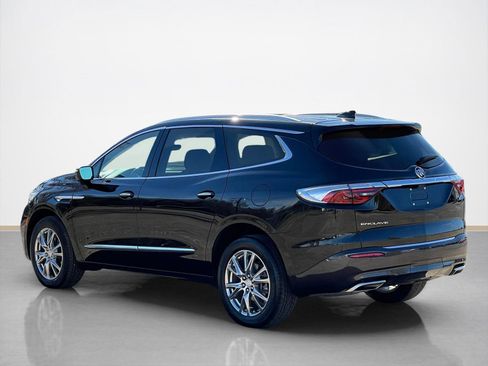 Used 2022 Buick Enclave Premium w/ Experience Buick Package image 5