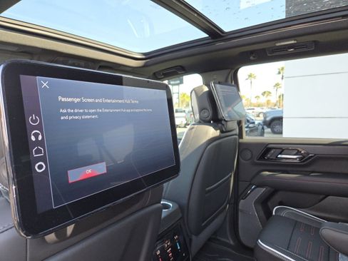 New 2026 GMC Yukon XL AT4 Ultimate w/ LPO, Illumination Package image 40