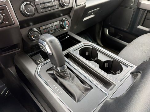 Used 2020 Ford F150 XLT w/ Equipment Group 302A Luxury AWD/4WD image 10