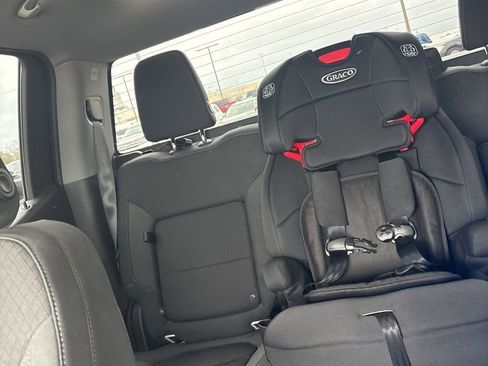 Used 2021 GMC Sierra 1500 Elevation w/ X31 Off-Road Package image 13