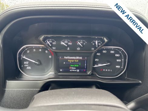 Used 2021 GMC Sierra 1500 SLT w/ X31 Off-Road Package AWD/4WD image 23