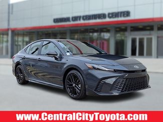 Used 2025 Toyota Camry SE w/ Convenience Package video 1