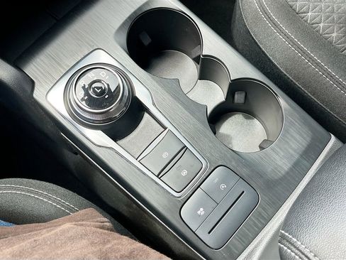 Used 2025 Ford Escape Active w/ Cold Weather Package FWD image 17