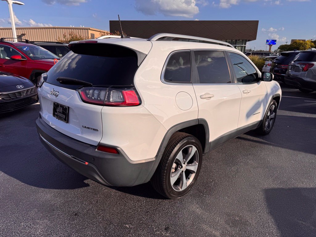Used 2019 Jeep Cherokee Limited FWD image 5