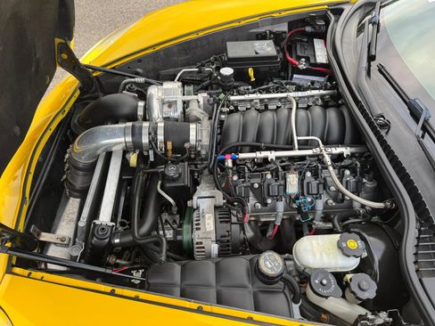 Used 2006 Chevrolet Corvette Coupe w/ Preferred Equipment Group RWD image 41
