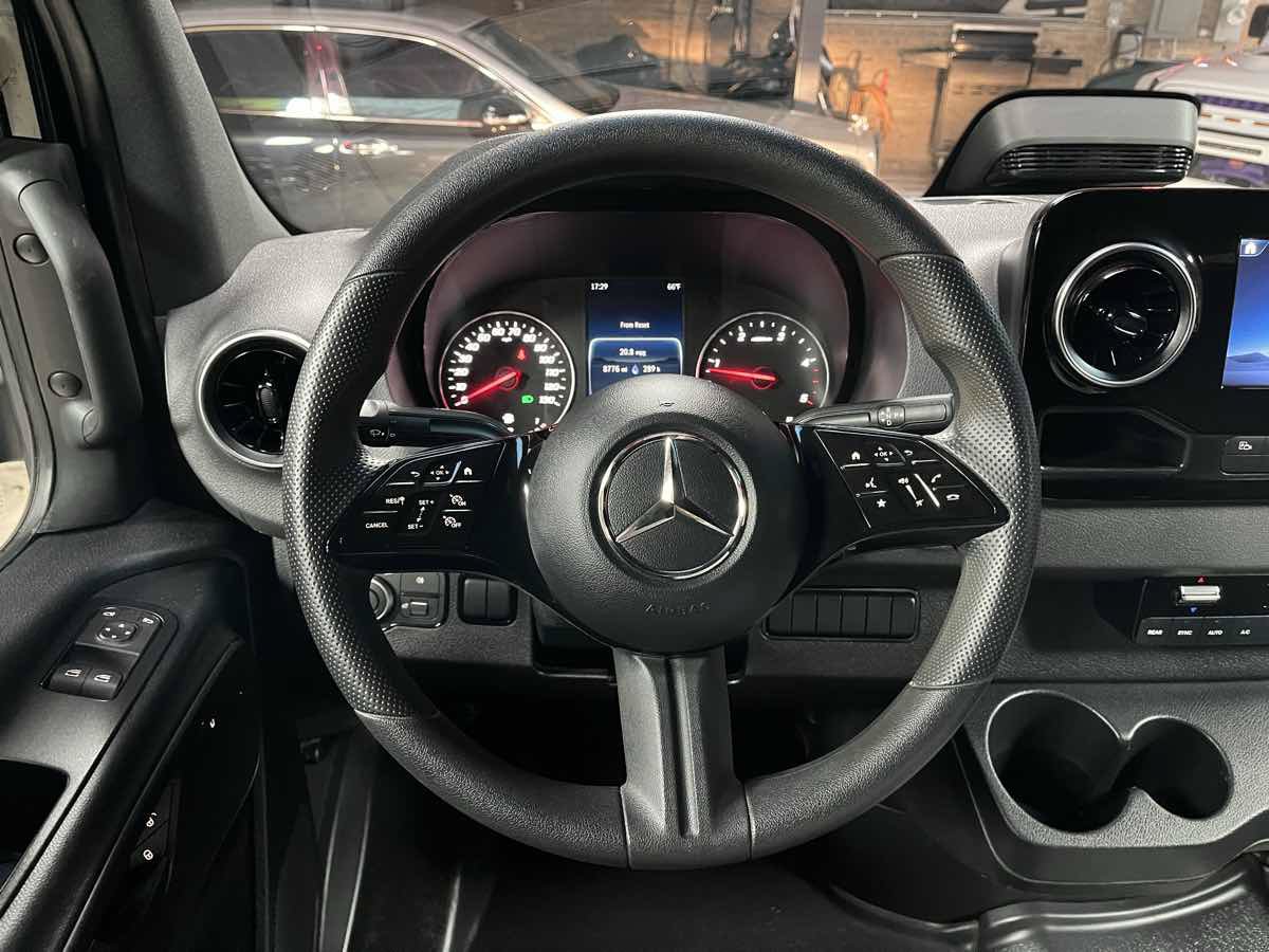 Used 2025 Mercedes-Benz Sprinter 2500 image 12