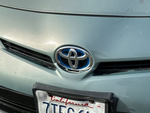 Used 2012 Toyota Prius Two image 10