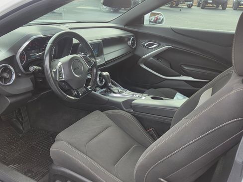 Used 2017 Chevrolet Camaro LT image 11