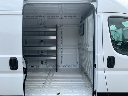 Used 2024 RAM ProMaster 2500 image 34