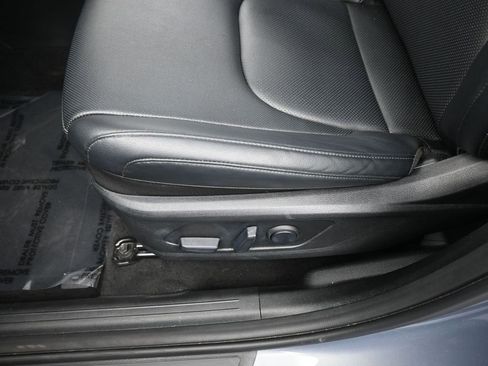 Used 2025 Kia Sportage EX image 15