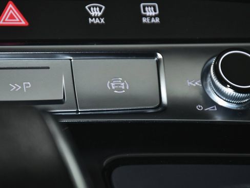 Used 2023 Audi RS 7 Sportback w/ Black Optic Package image 49