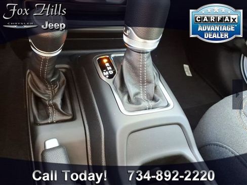 New 2025 Jeep Gladiator Sport image 22