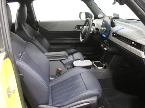 Used 2025 MINI Cooper S image 23