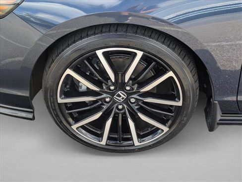 Used 2023 Honda Accord Touring image 22