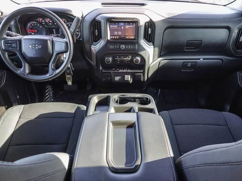 Used 2020 Chevrolet Silverado 1500 Custom Trail Boss w/ Custom Convenience Package image 12