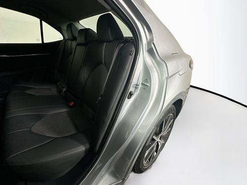 Used 2024 Toyota Camry XLE FWD image 26