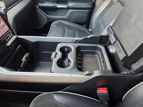 Used 2019 RAM 1500 Laramie AWD/4WD image 27