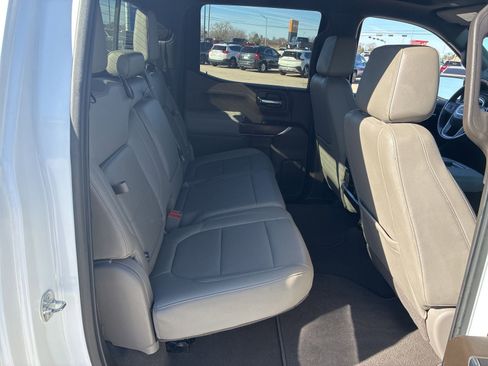 Used 2022 GMC Sierra 1500 SLT w/ SLT Premium Plus Package image 22