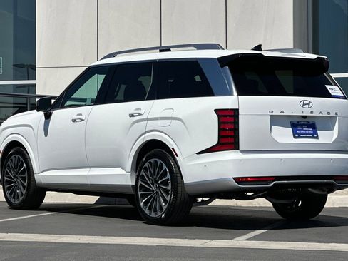 Used 2026 Hyundai Palisade Calligraphy image 5